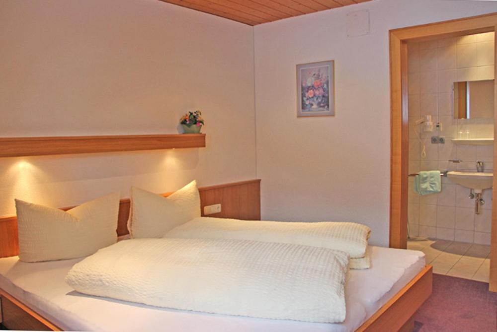 Appartements Garni Drei Wannen ดามุลส์ ภายนอก รูปภาพ